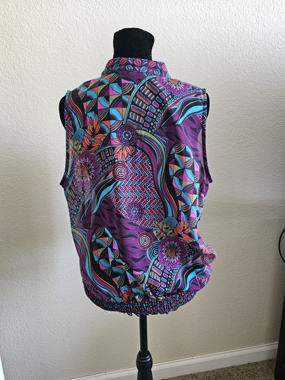 4 Blouse Bundle - Picture 9 of 9
